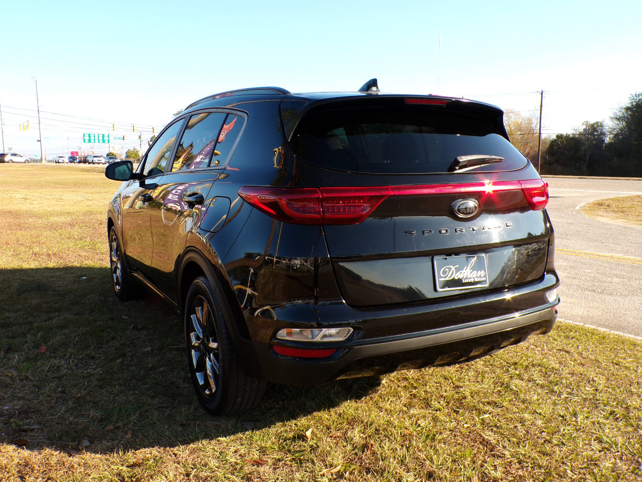Used 2022 Kia Sportage Nightfall Edition w/ Nightfall Fwd Premium Package image 5