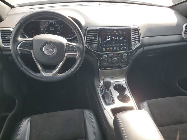 Used 2021 Jeep Grand Cherokee Laredo X AWD/4WD image 13