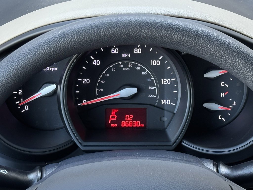 Used 2016 Kia Rio LX image 18