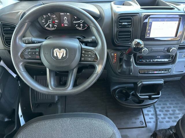 Used 2025 RAM ProMaster 2500 w/ Convenience Group FWD image 16