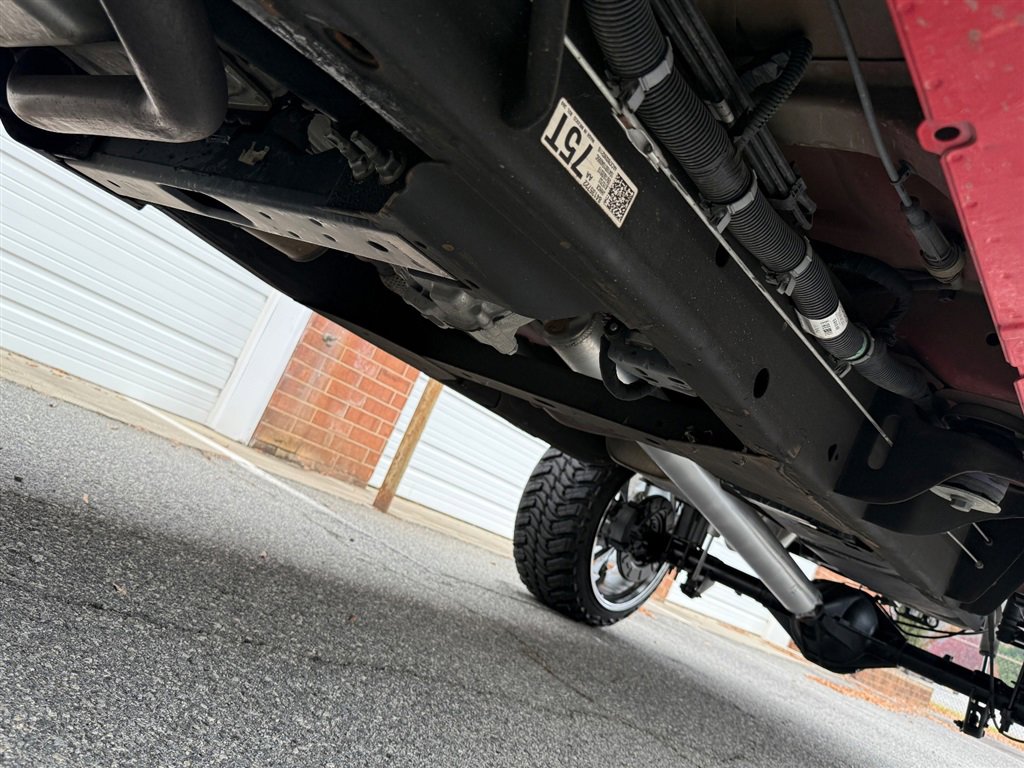 Used 2019 Chevrolet Silverado 1500 LT w/ All Star Edition image 29