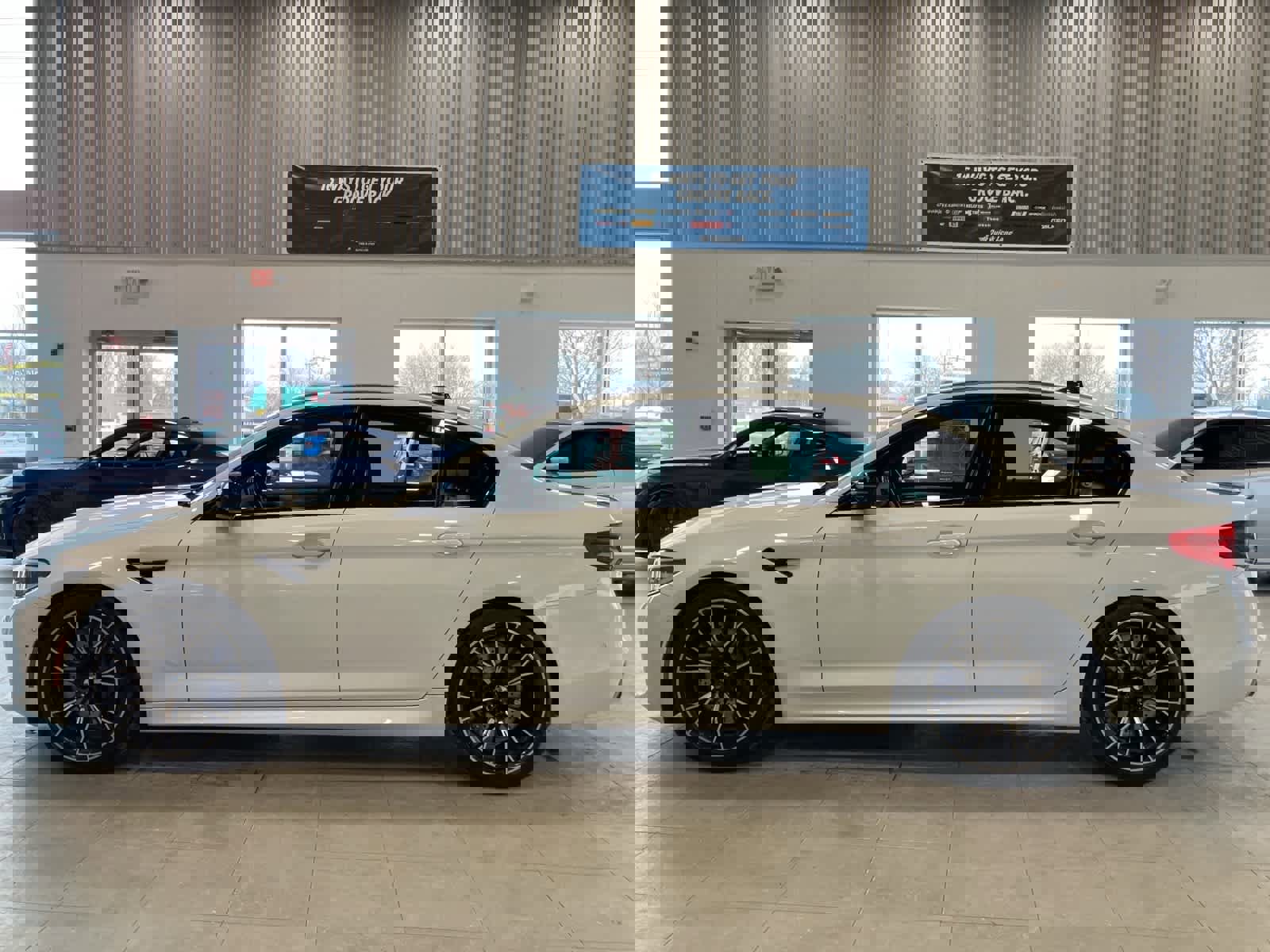 Used 2019 BMW M5 w/ Executive Package image 8