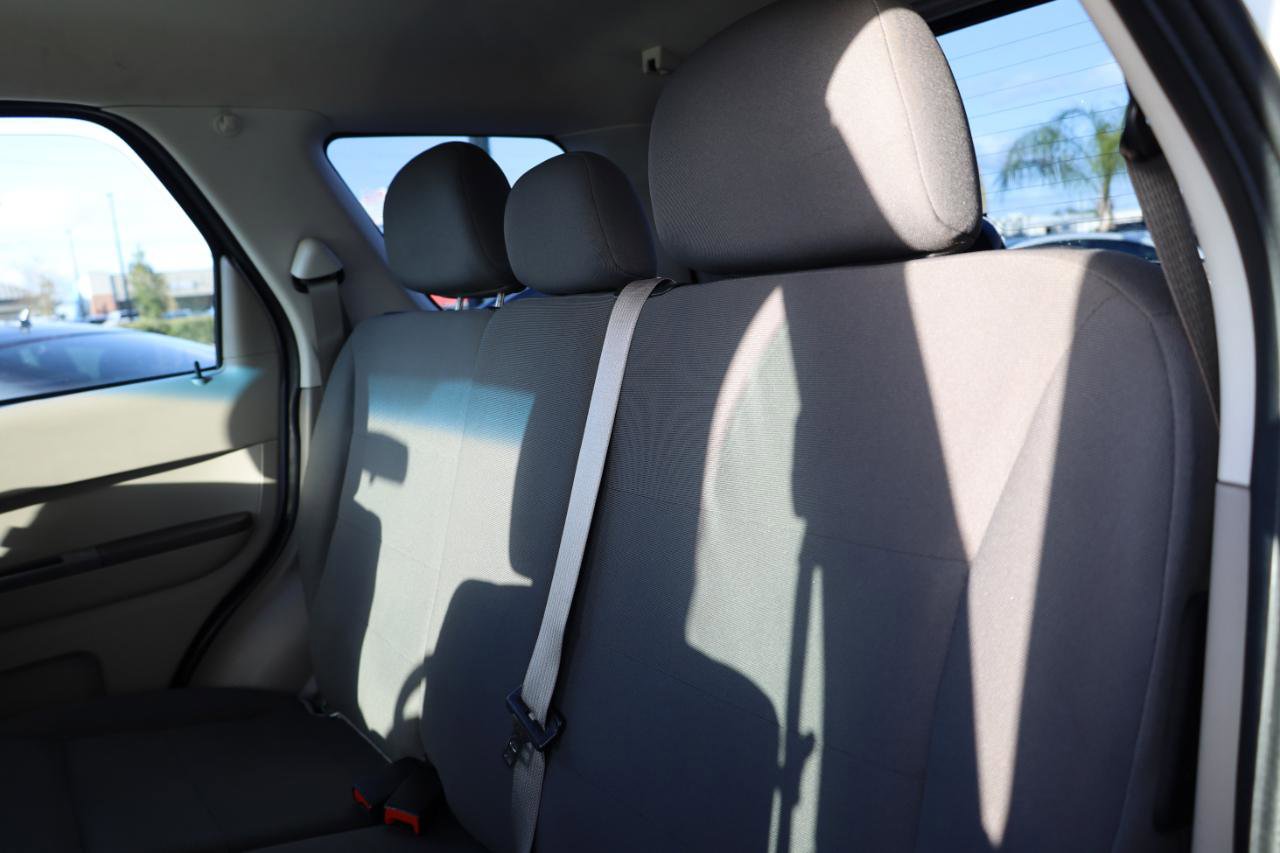 Used 2011 Ford Escape XLS w/ 101A Rapid Spec Order Code FWD image 12