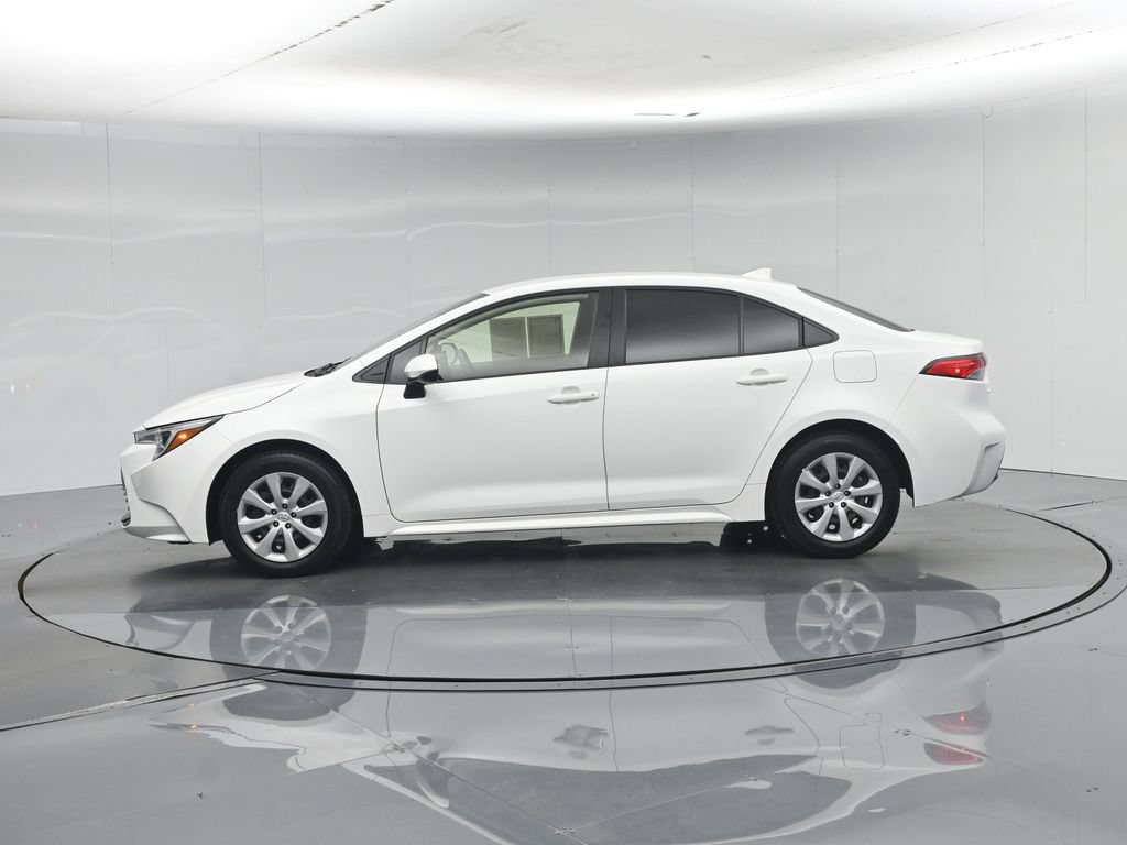 Used 2026 Toyota Corolla LE w/ Carpet Mat Package (TMS) FWD image 27