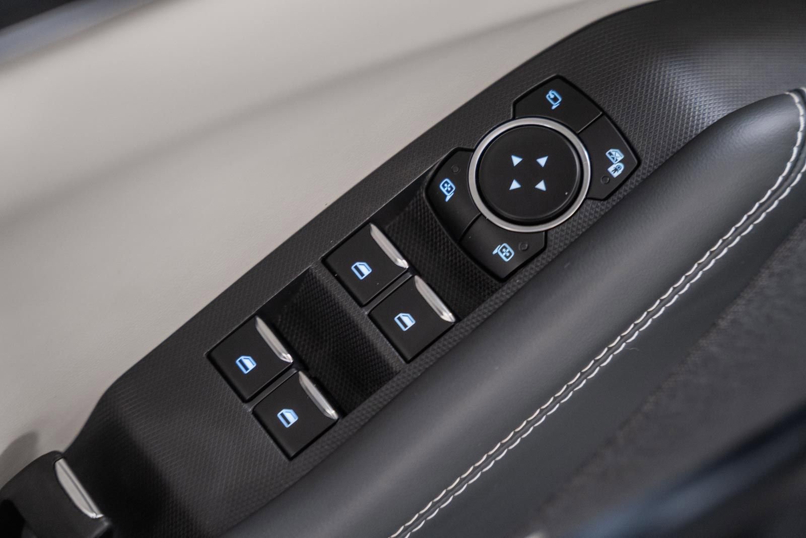 Certified 2025 Ford Mustang Mach-E Premium image 43