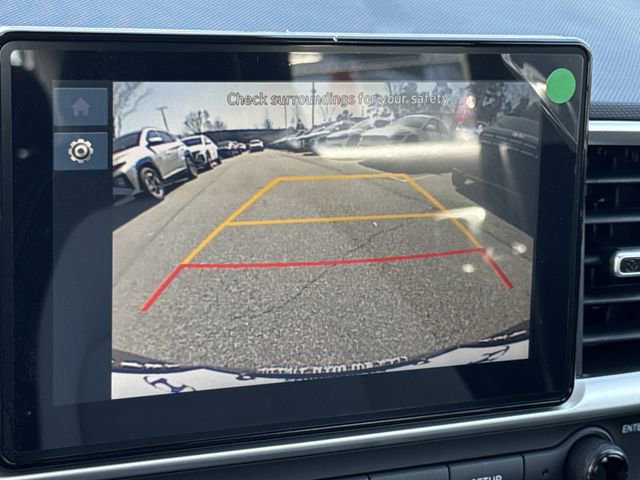New 2026 Hyundai Venue SEL FWD image 30