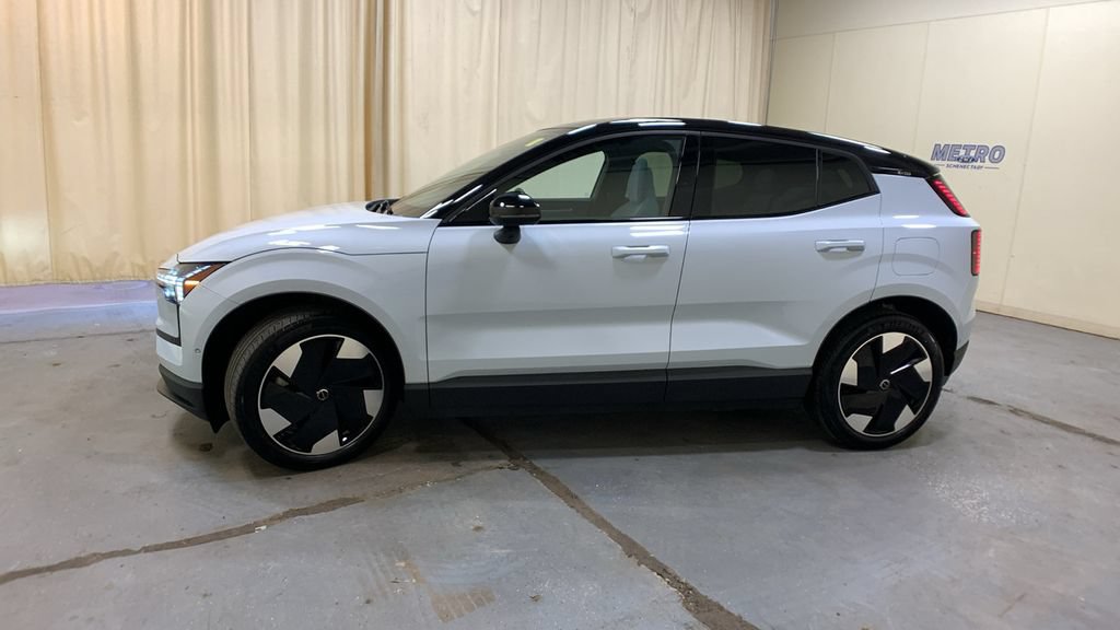 Used 2025 Volvo EX30 Ultra w/ Climate Package AWD/4WD image 6