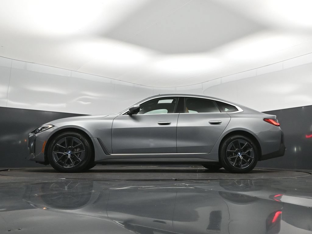 Certified 2023 BMW i4 eDrive35 RWD image 39