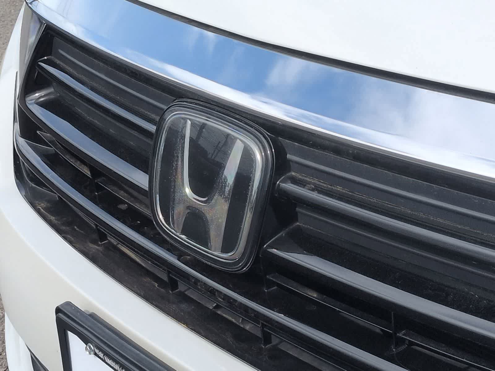 Used 2023 Honda Odyssey Elite image 12