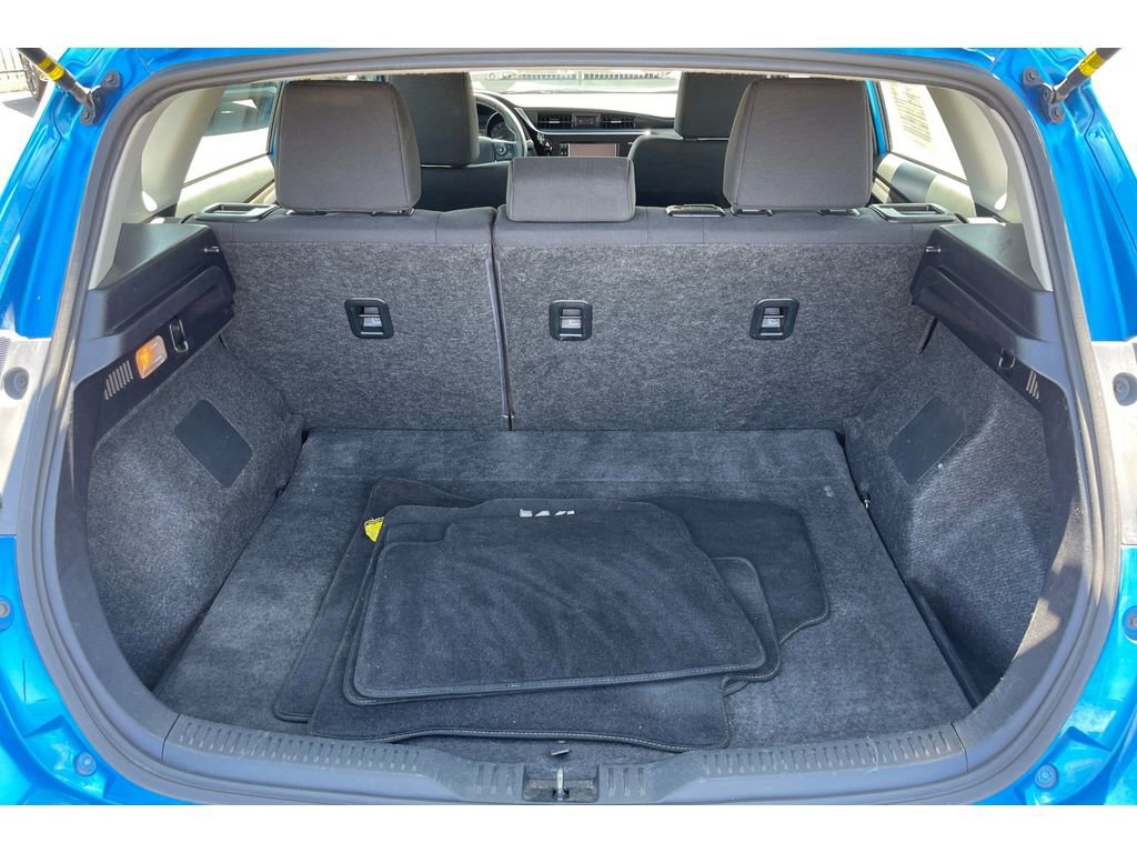 Used 2017 Toyota Corolla iM w/ Carpet Mat Package FWD image 18