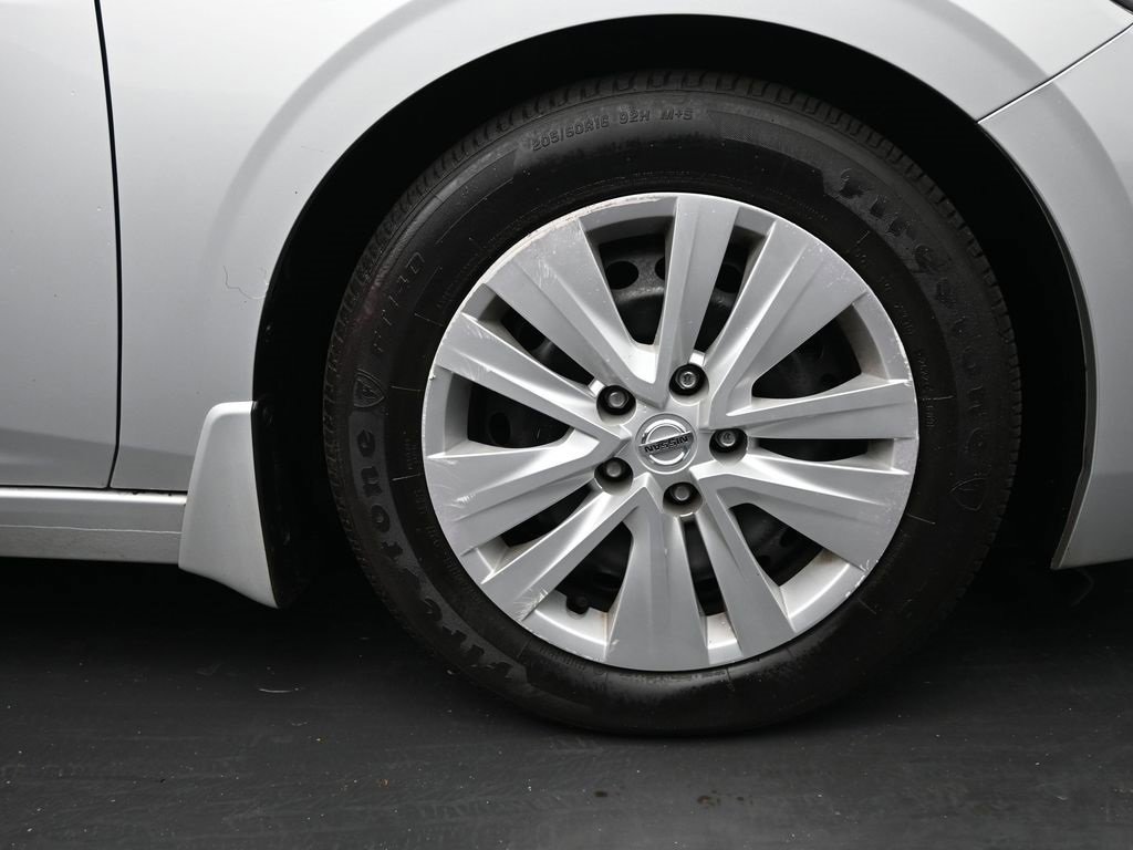 Used 2022 Nissan Sentra S image 10