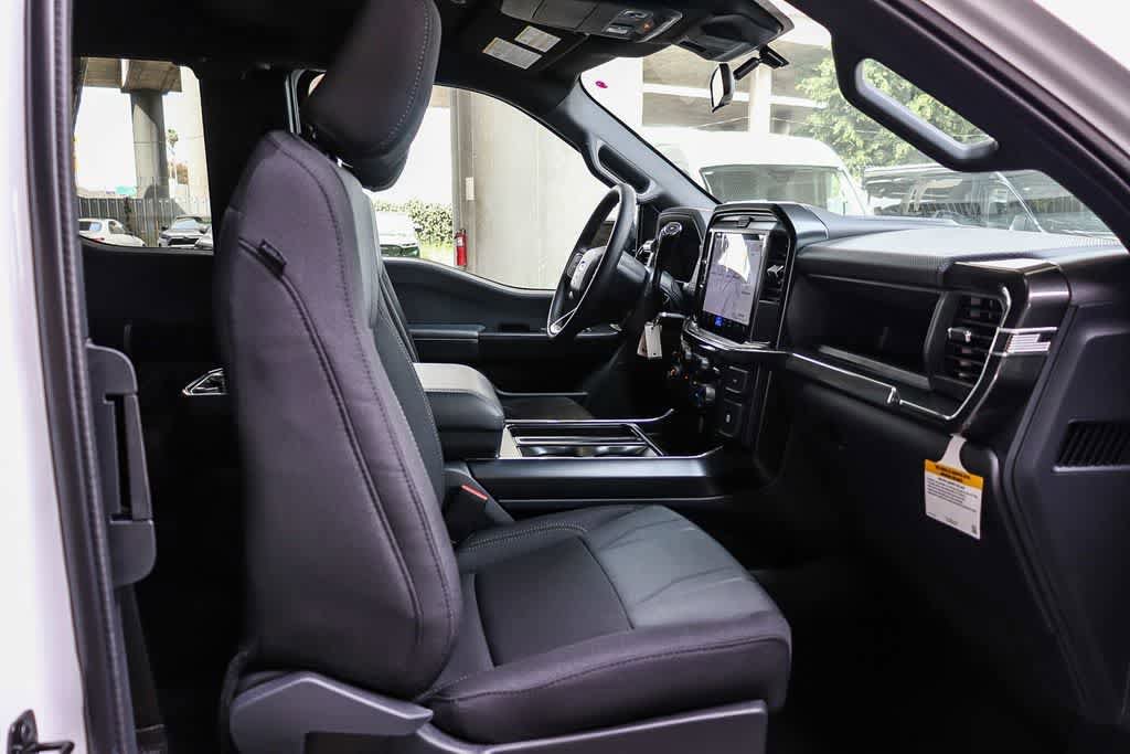 New 2026 Ford F150 STX w/ Equipment Group 200A RWD image 17