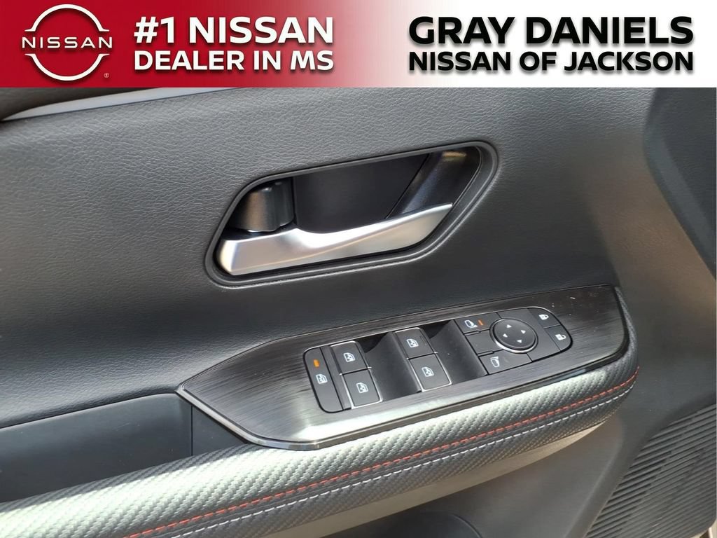 New 2026 Nissan Kicks SR AWD/4WD image 11