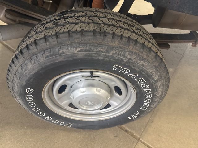 Used 2017 Ford F250 XL w/ Snow Plow Prep Package image 6