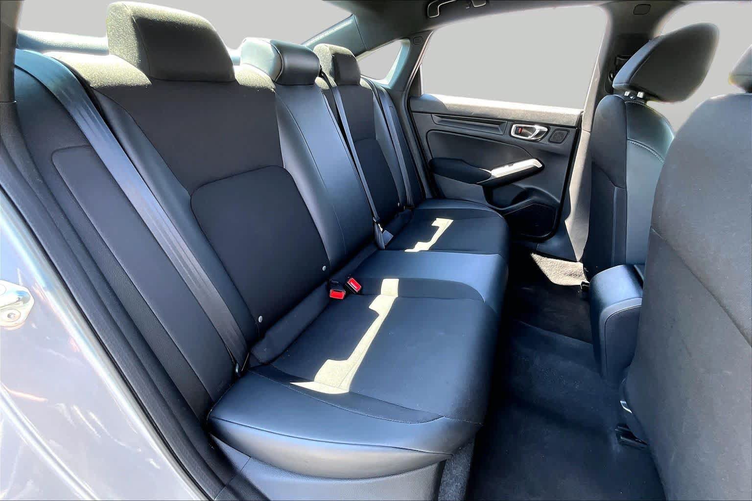 Used 2023 Honda Civic Sport image 21