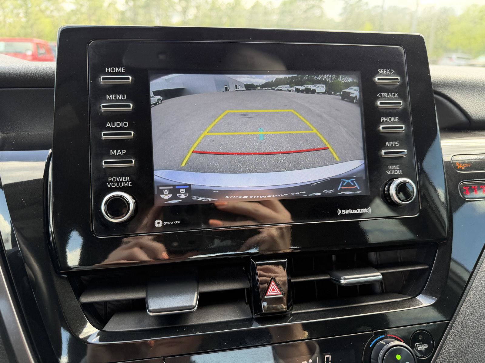 Used 2023 Toyota Camry SE w/ Convenience Package FWD image 12