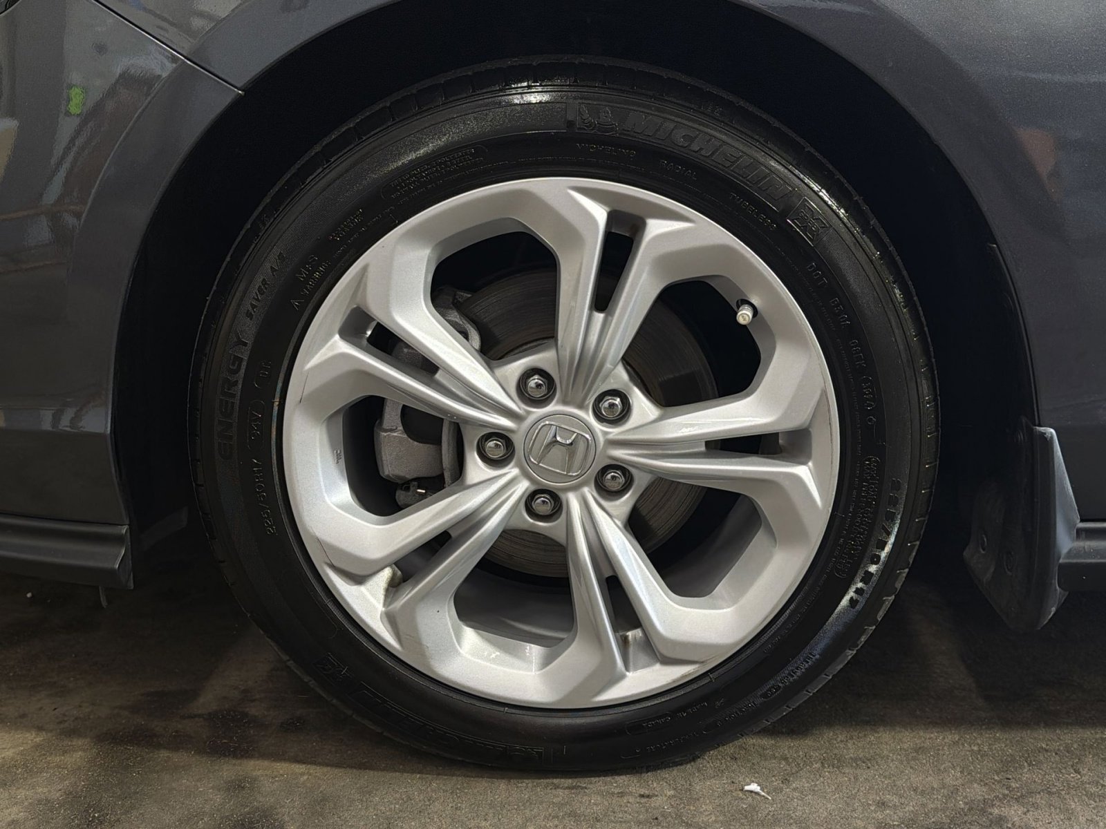 Used 2025 Honda Accord LX image 12
