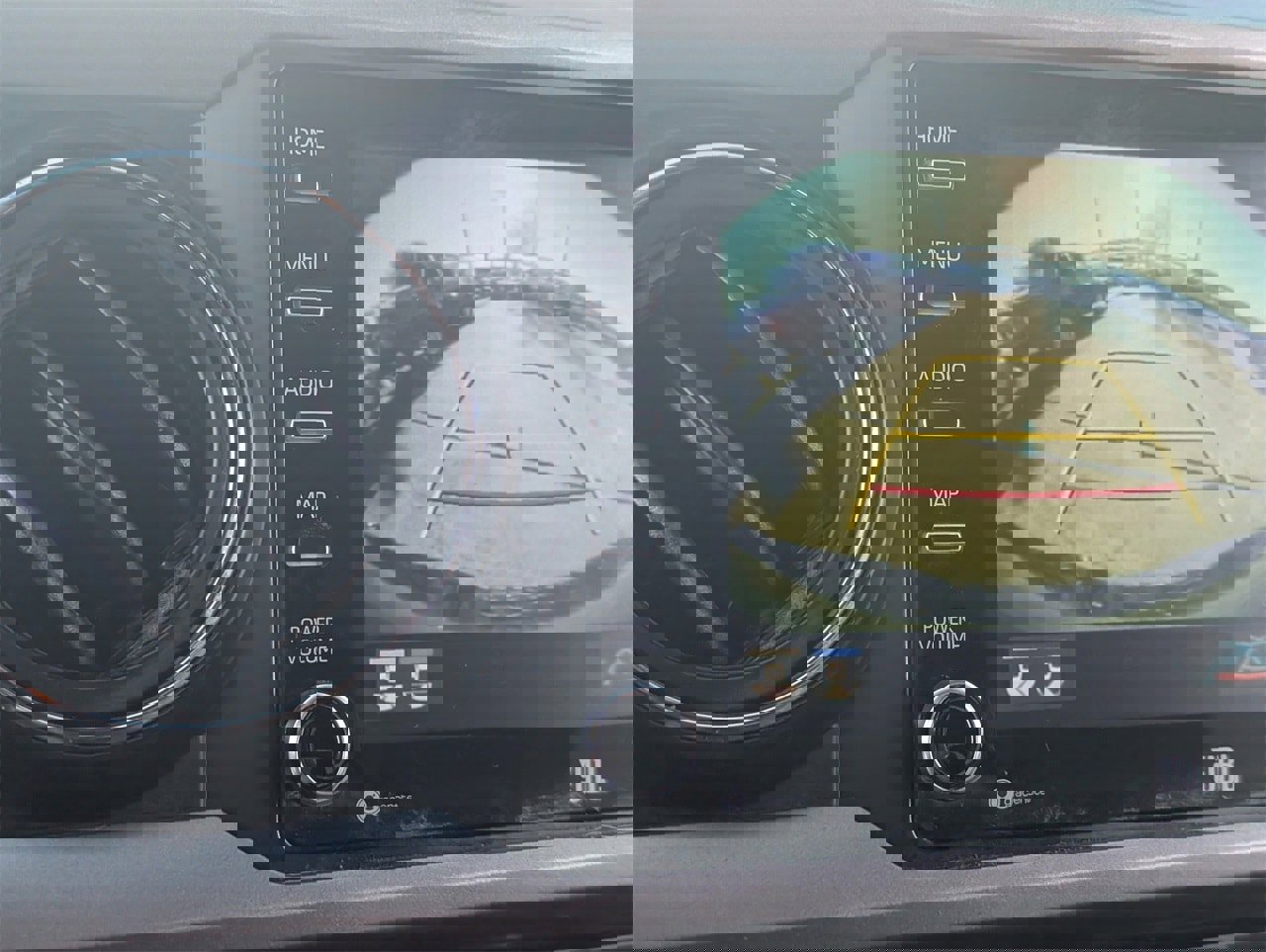 Used 2021 Toyota Tacoma Limited image 16