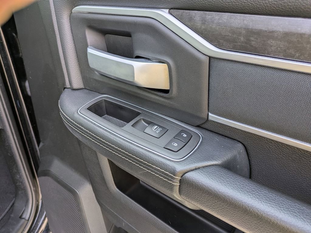 Used 2024 RAM 2500 Big Horn w/ Level 2 Equipment Group image 32