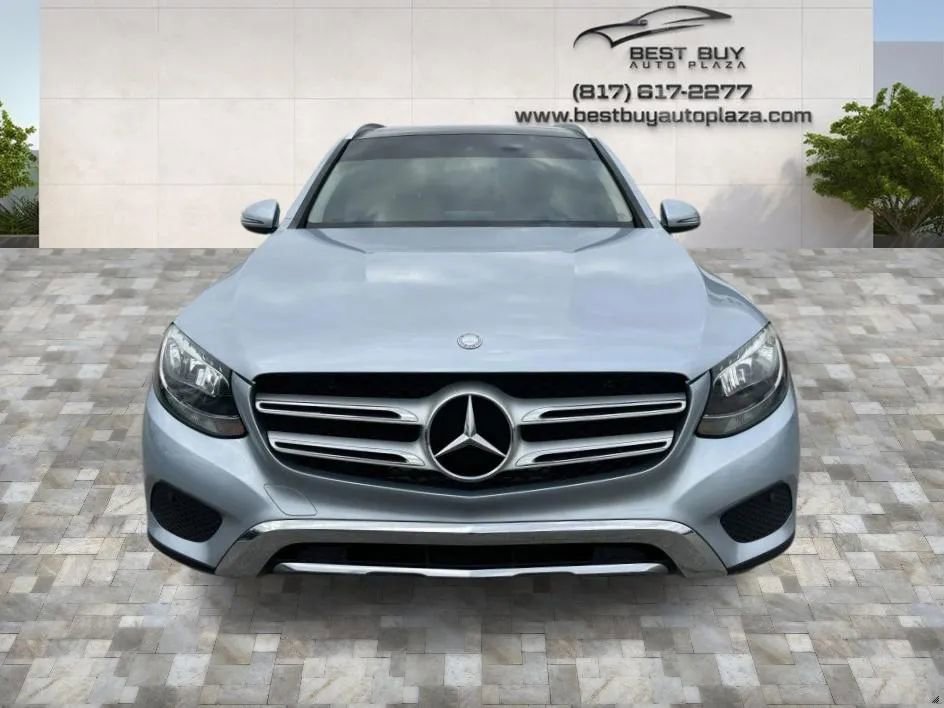 Used 2016 Mercedes-Benz GLC 300 image 2