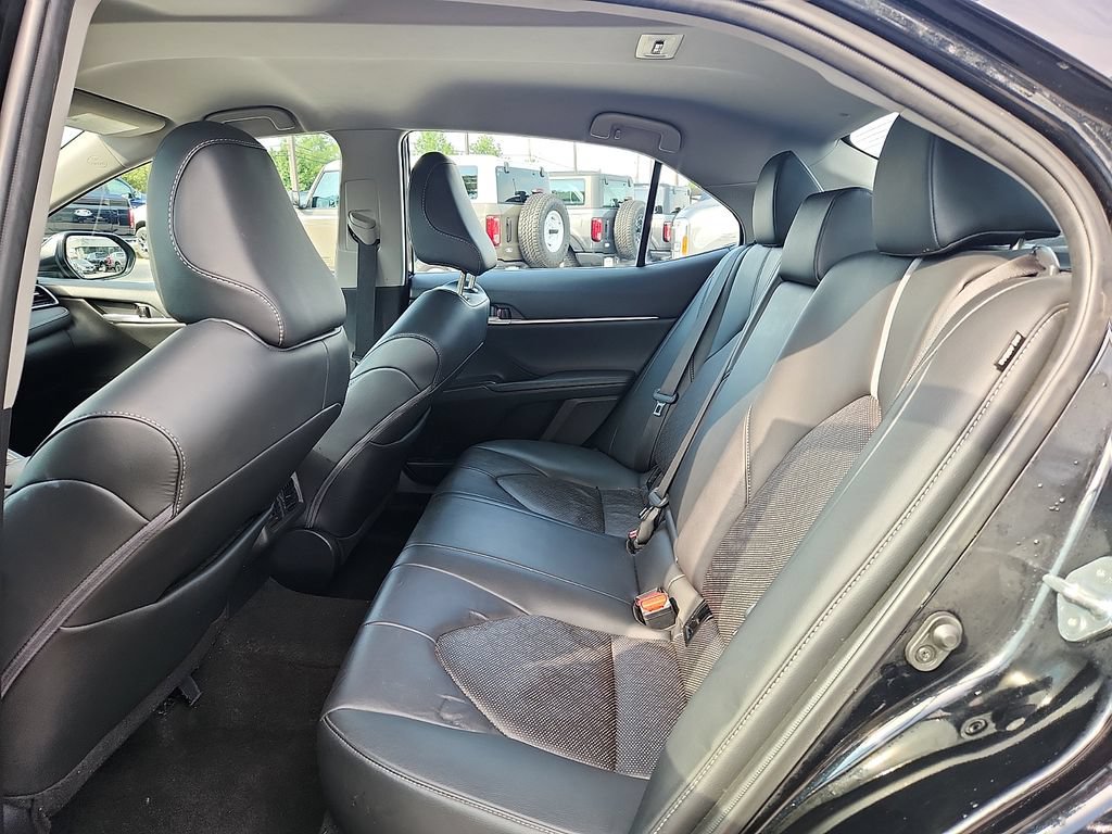Used 2024 Toyota Camry XSE FWD image 10