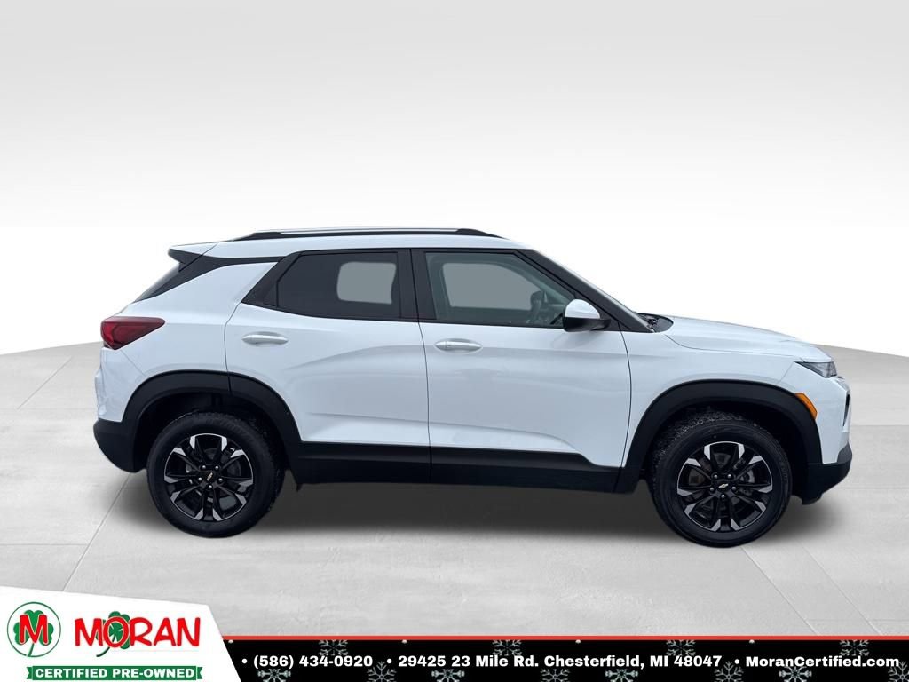 Used 2022 Chevrolet TrailBlazer LT w/ LPO, Blackout Package image 6