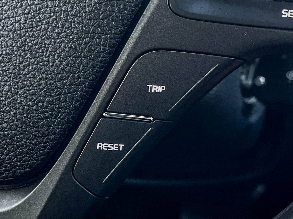 Used 2016 Kia Forte LX image 20