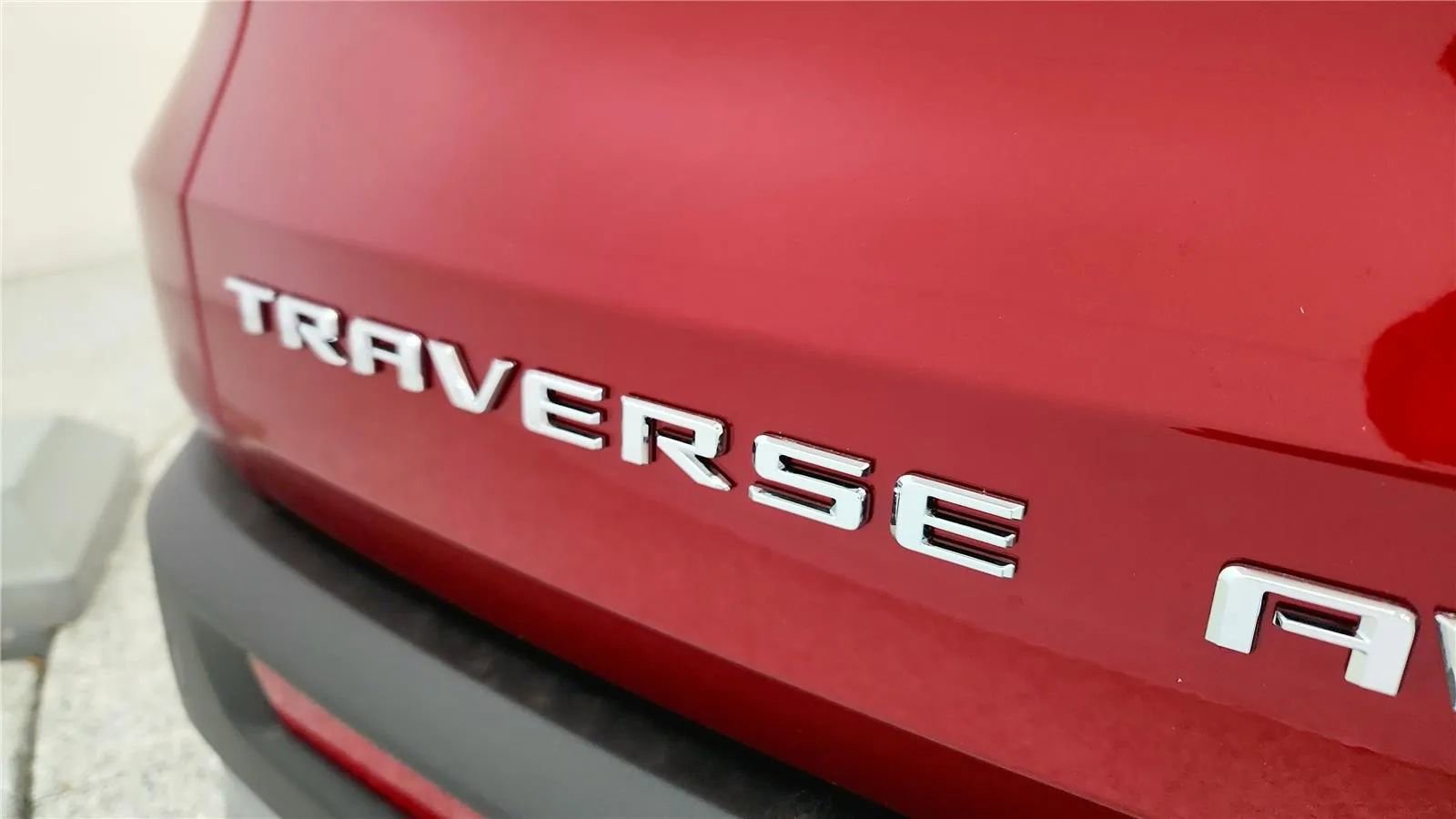 New 2026 Chevrolet Traverse LT w/ Driver Confidence Package AWD/4WD image 17