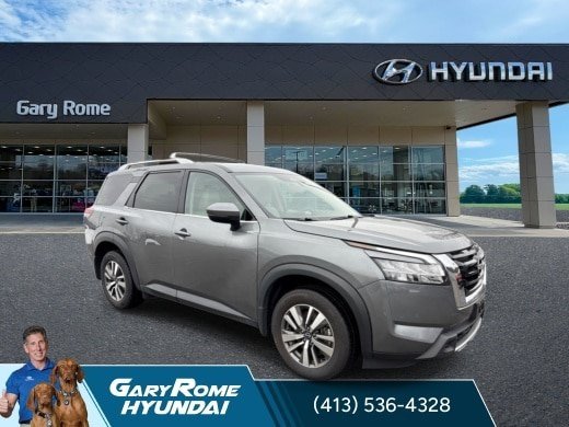 Used 2024 Nissan Pathfinder SL AWD/4WD image 2