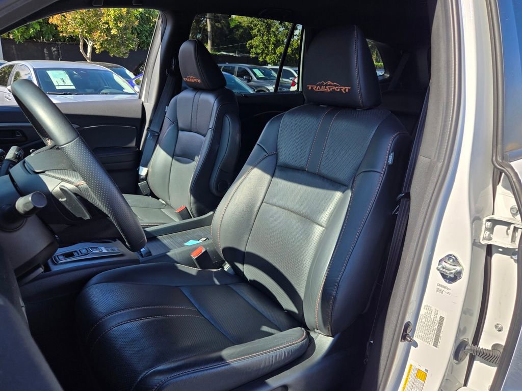 Used 2022 Honda Pilot TrailSport image 12