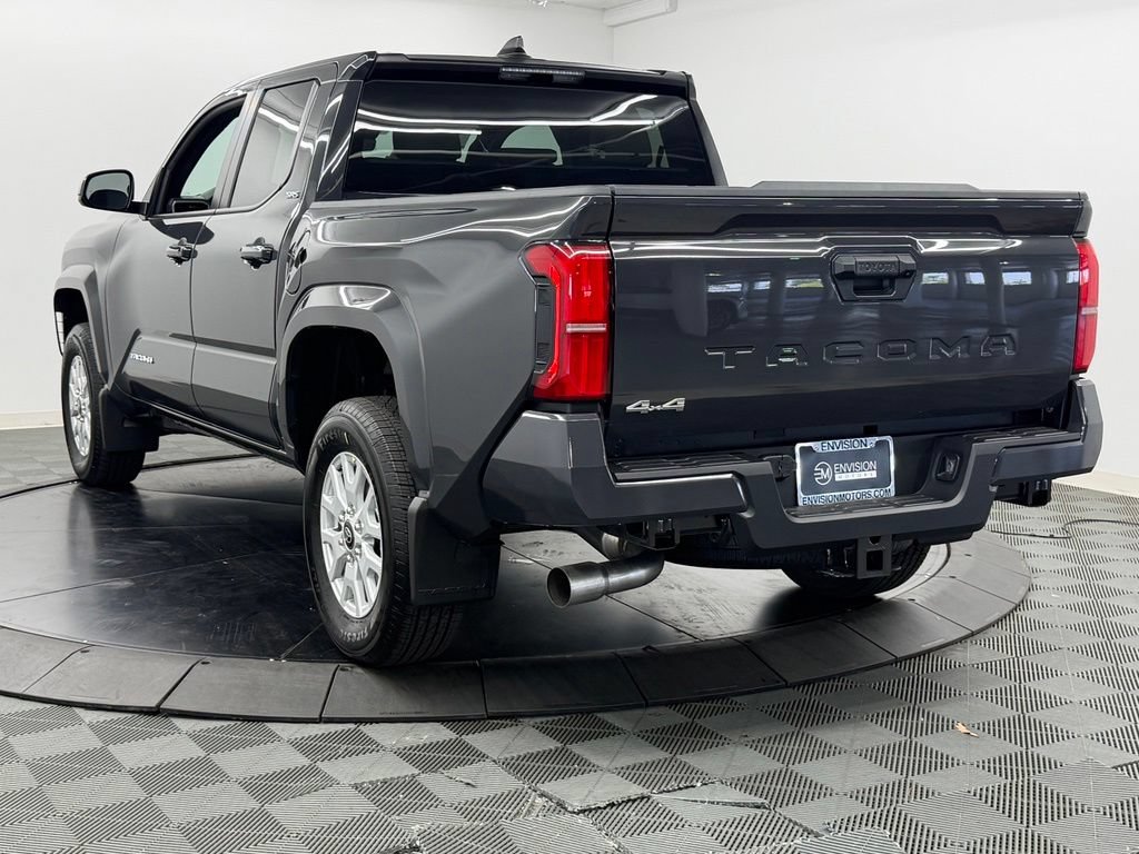 Used 2026 Toyota Tacoma SR5 AWD/4WD image 12