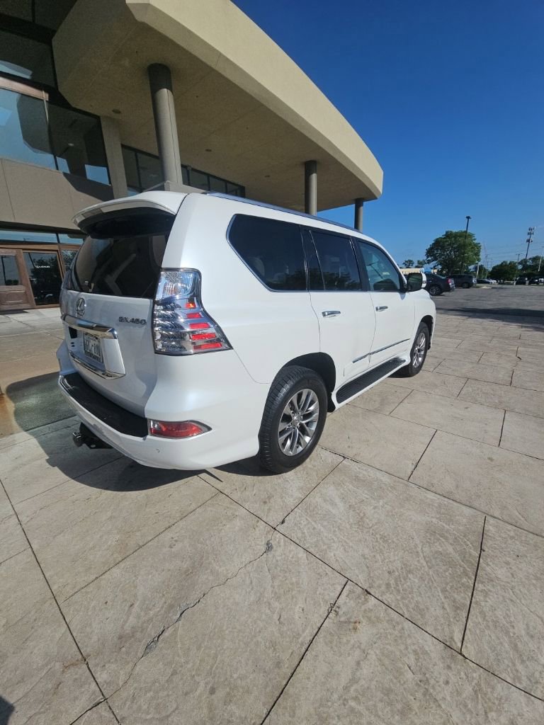 Used 2014 Lexus GX 460 Luxury AWD/4WD image 5