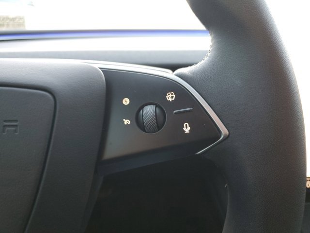 Used 2025 Tesla Model 3 Long Range image 25