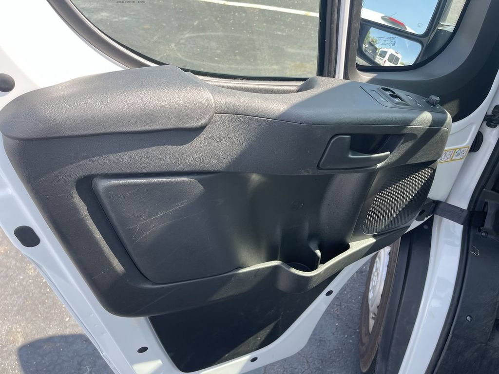 Used 2026 RAM ProMaster 2500 w/ Convenience Group FWD image 4