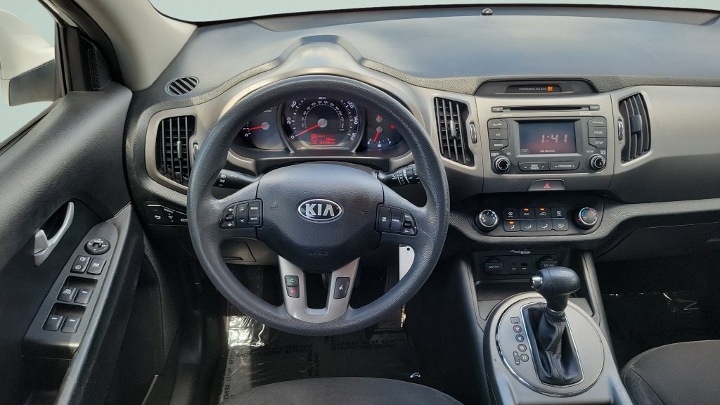 Used 2014 Kia Sportage LX FWD image 12