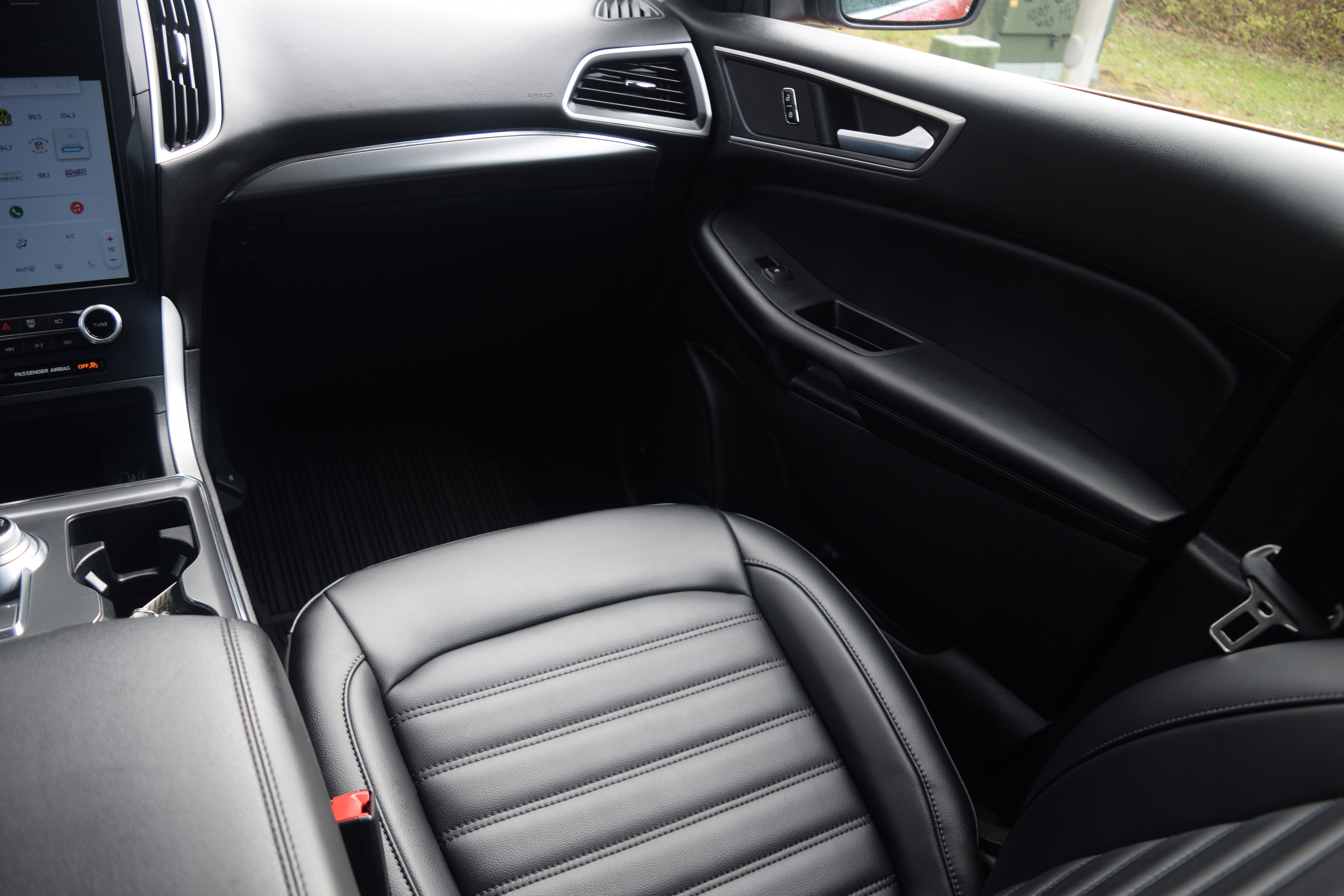 Certified 2022 Ford Edge SEL w/ Convenience Package image 13