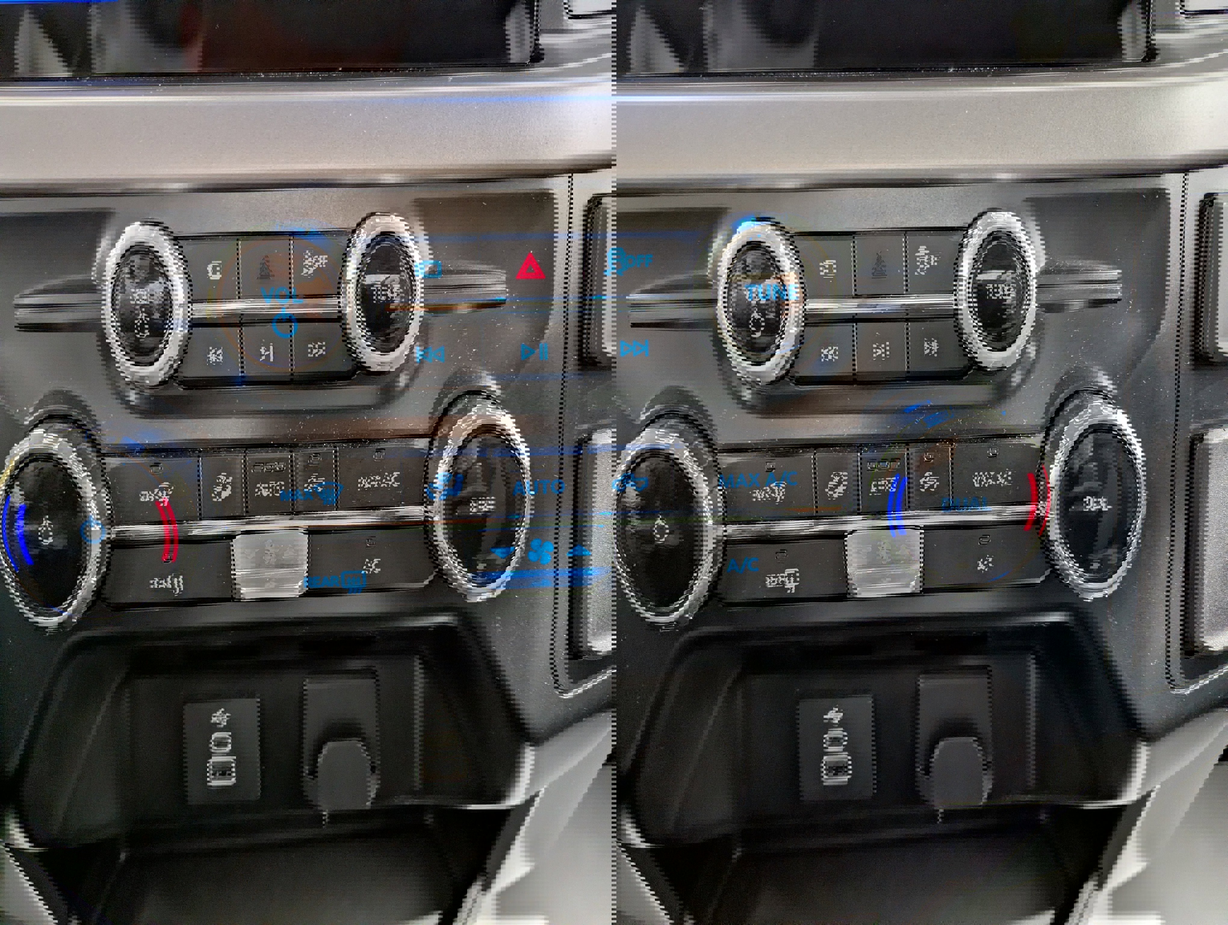 Used 2025 Ford F150 XLT w/ Equipment Group 301A Standard image 18