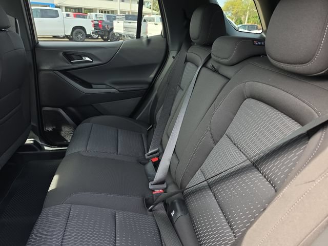 New 2026 Chevrolet Equinox LT w/ Safety and Technology Package FWD image 11