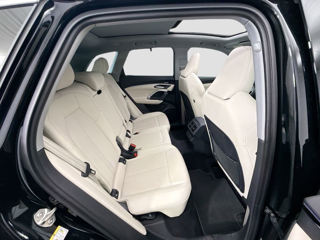 Used 2025 Audi Q5 Premium Plus w/ Premium Plus image 22