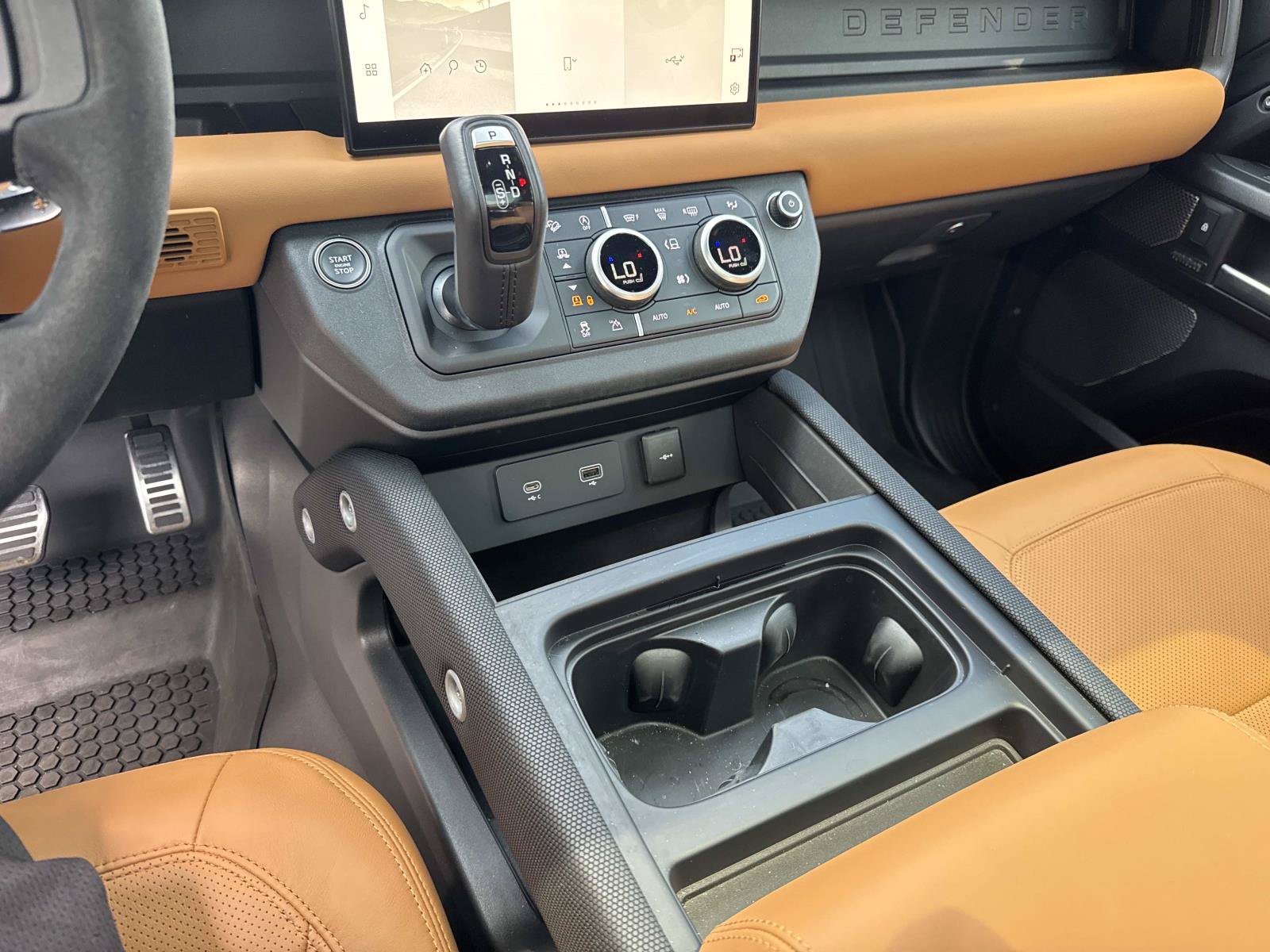 Certified 2024 Land Rover Defender 110 Carpathian Edition AWD/4WD image 26
