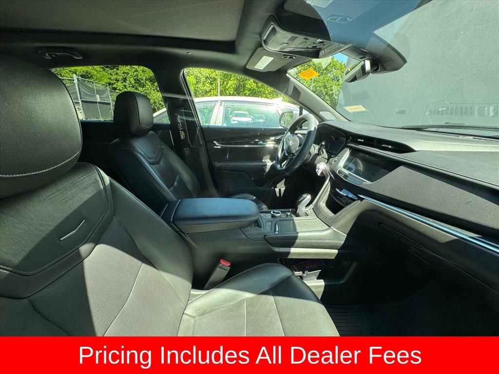 Used 2020 Cadillac XT5 Premium Luxury FWD image 3