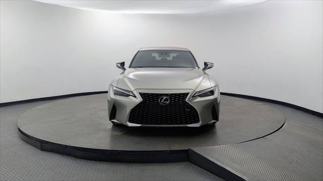 Used 2022 Lexus IS 300 RWD image 12