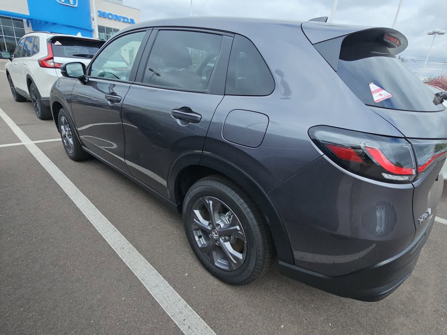 Certified 2026 Honda HR-V LX image 4