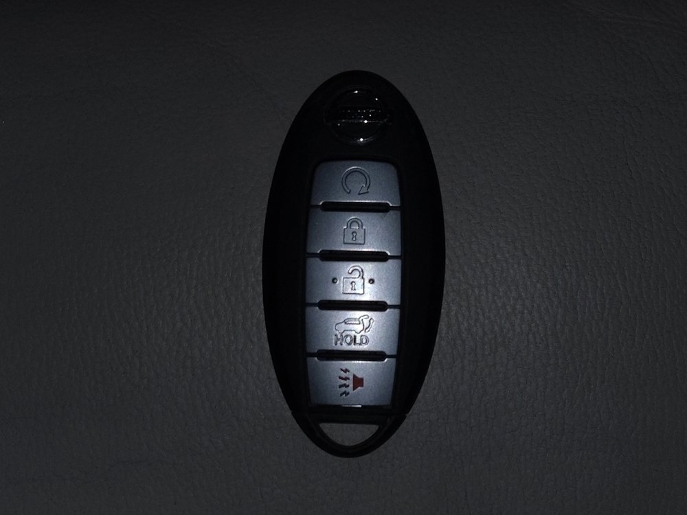 Used 2016 Nissan Pathfinder SL w/ SL Tech Package image 32