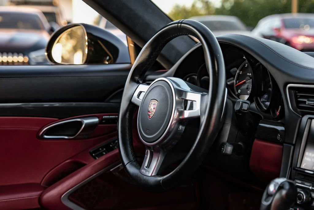 Used 2015 Porsche 911 Turbo S image 11