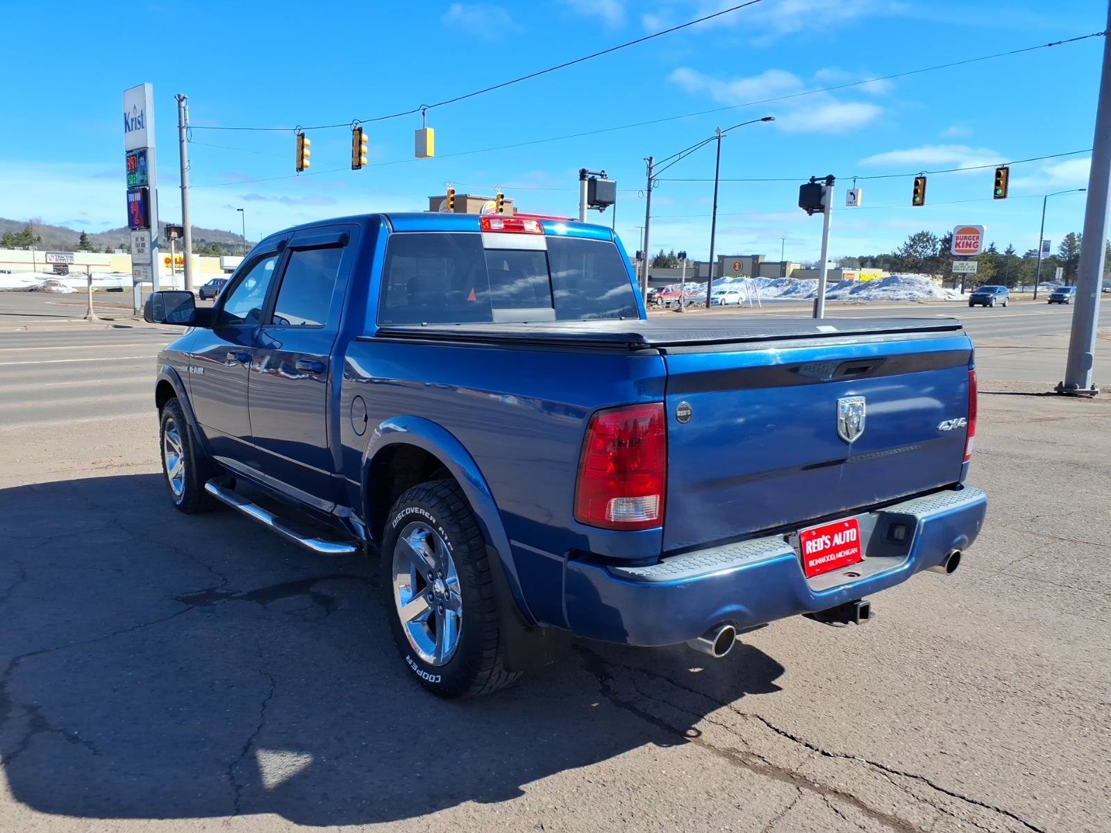 Used 2009 Dodge Ram 1500 Truck Sport image 4