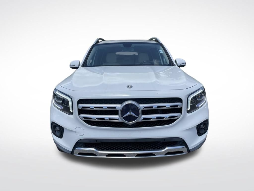 Used 2023 Mercedes-Benz GLB 250 image 3