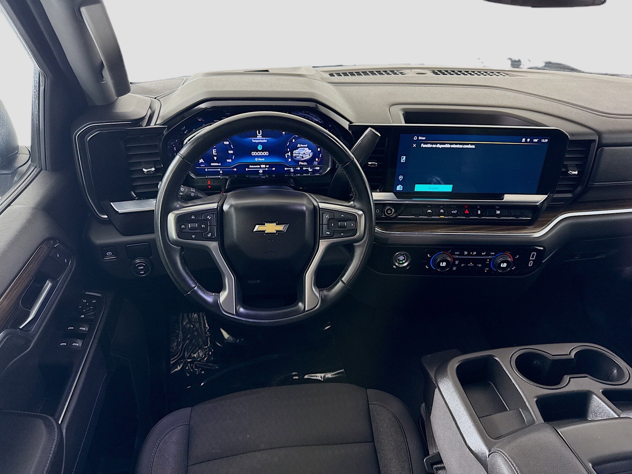 Used 2024 Chevrolet Silverado 1500 LT w/ Protection Package image 17