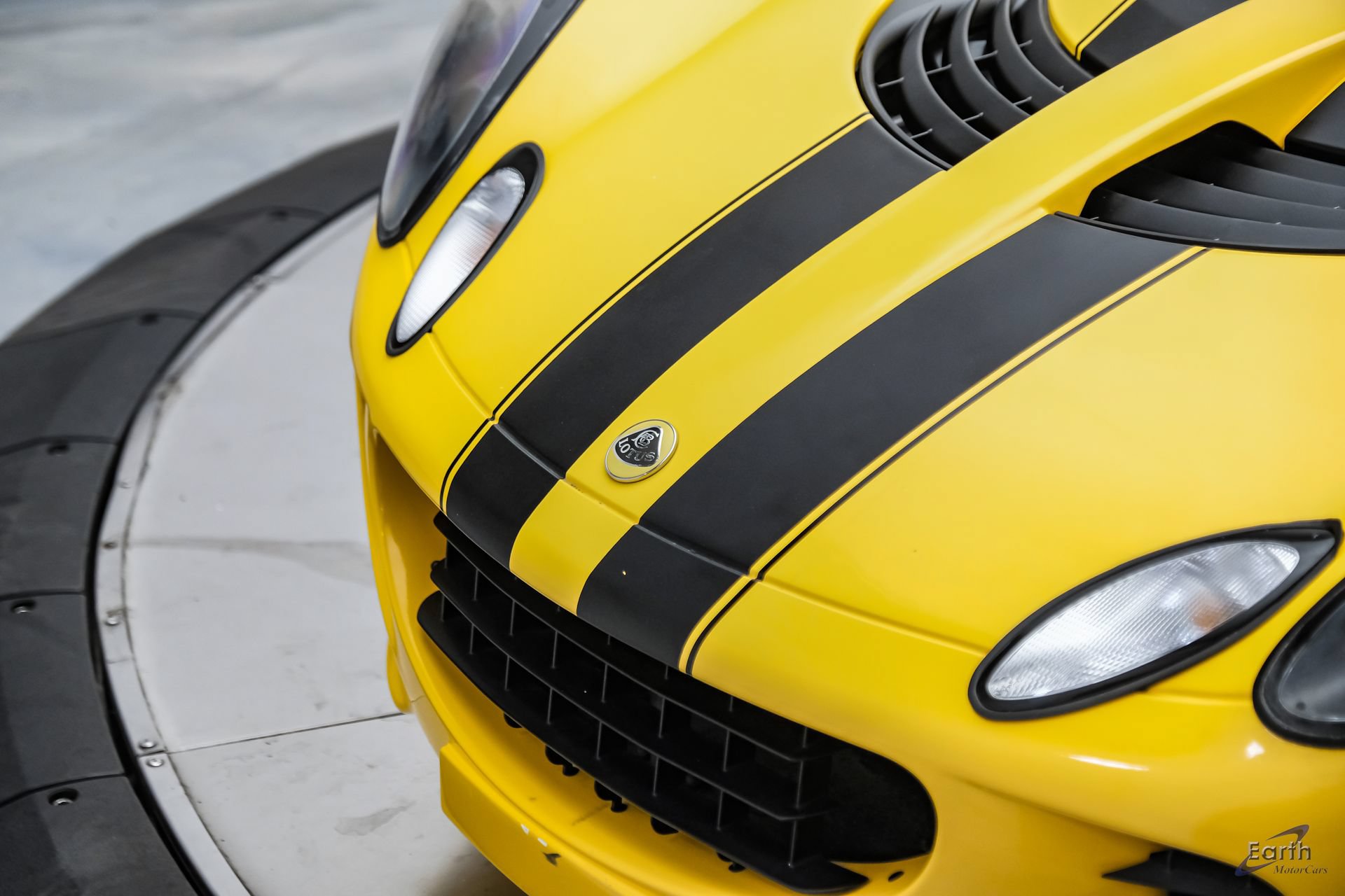Used 2005 Lotus Elise RWD image 42