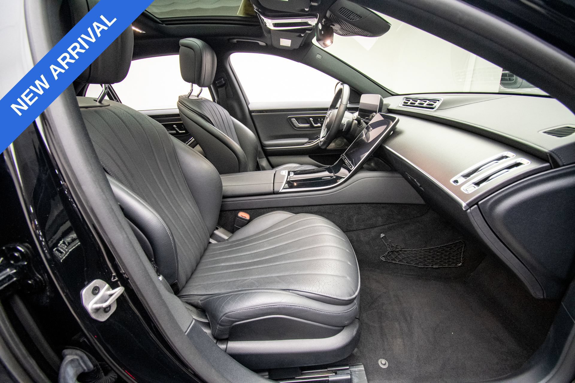 Used 2023 Mercedes-Benz S 500 4MATIC image 13